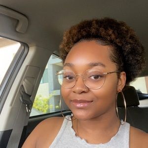 Meet your Posher, Destiny